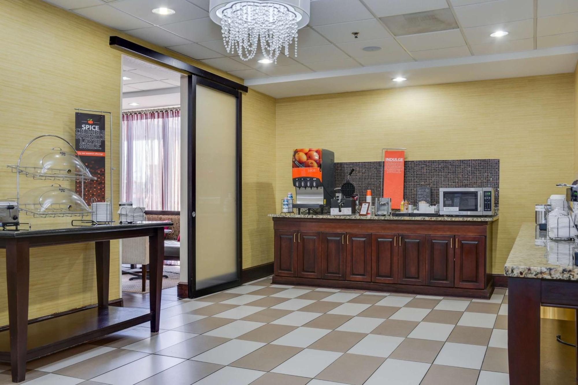 Hampton Inn Atlanta-Fairburn Buitenkant foto